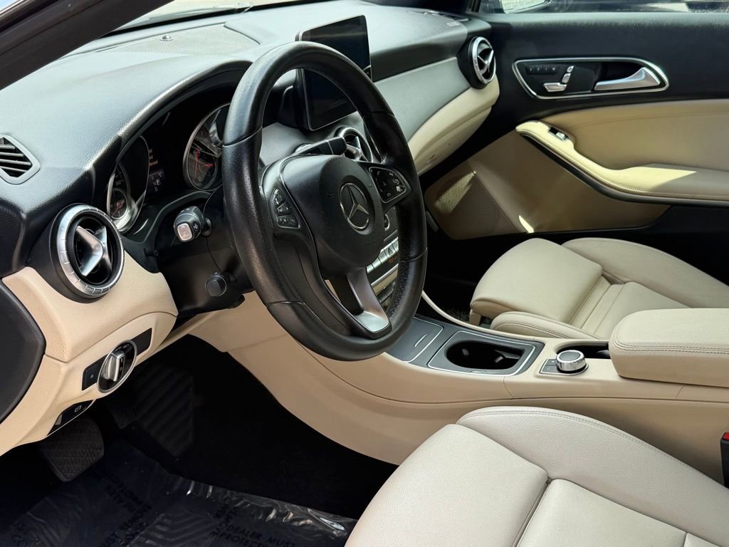 2017 Mercedes-Benz CLA 250