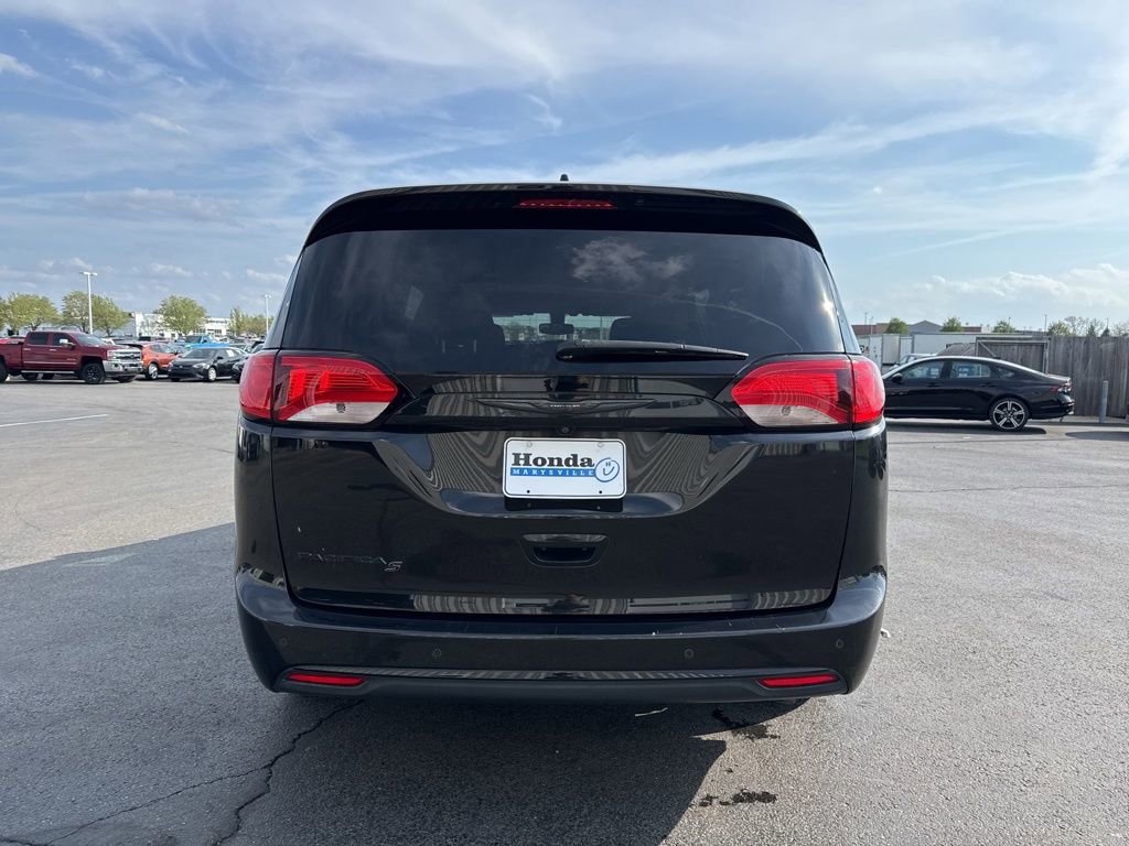 2018 Chrysler Pacifica Touring Plus