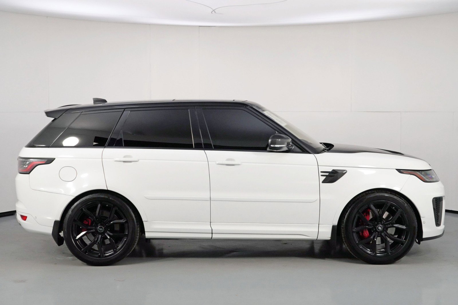 2019 Land Rover Range Rover Sport SVR