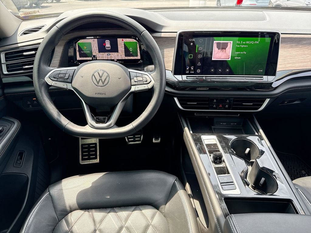 2024 Volkswagen Atlas SEL Premium R-Line