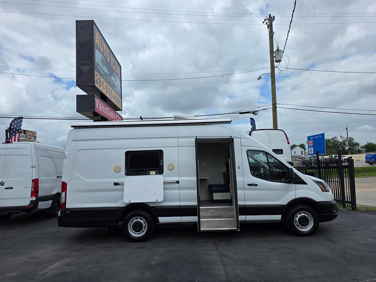 2020 Ford Transit 350 148" High Roof Extended