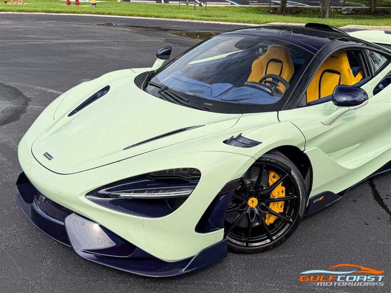 Used 2021 McLaren 765LT photo 14