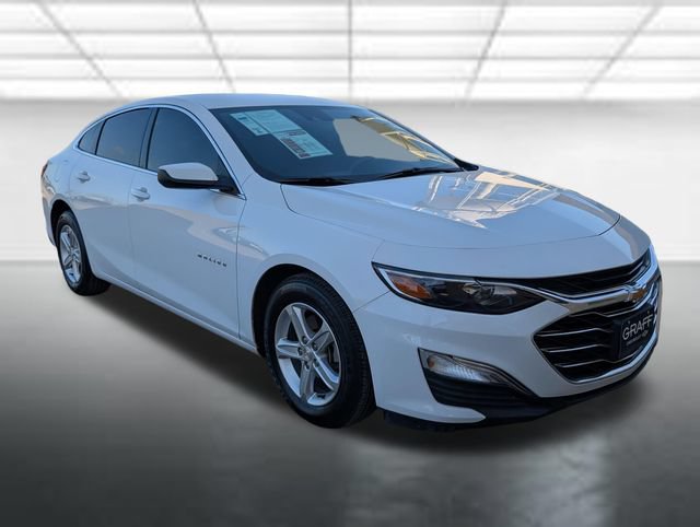 Used 2025 Chevrolet Malibu LS
