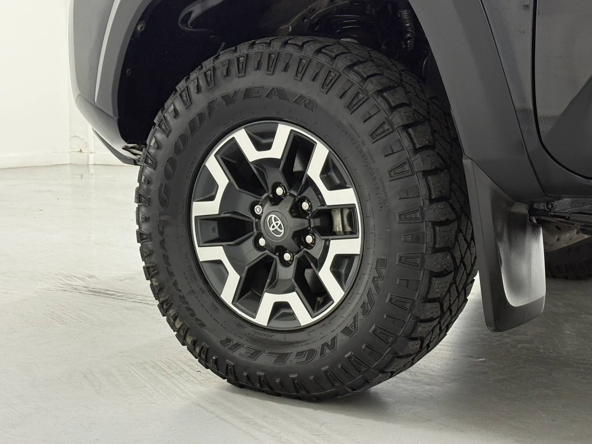 2022 Toyota Tacoma TRD Off-Road