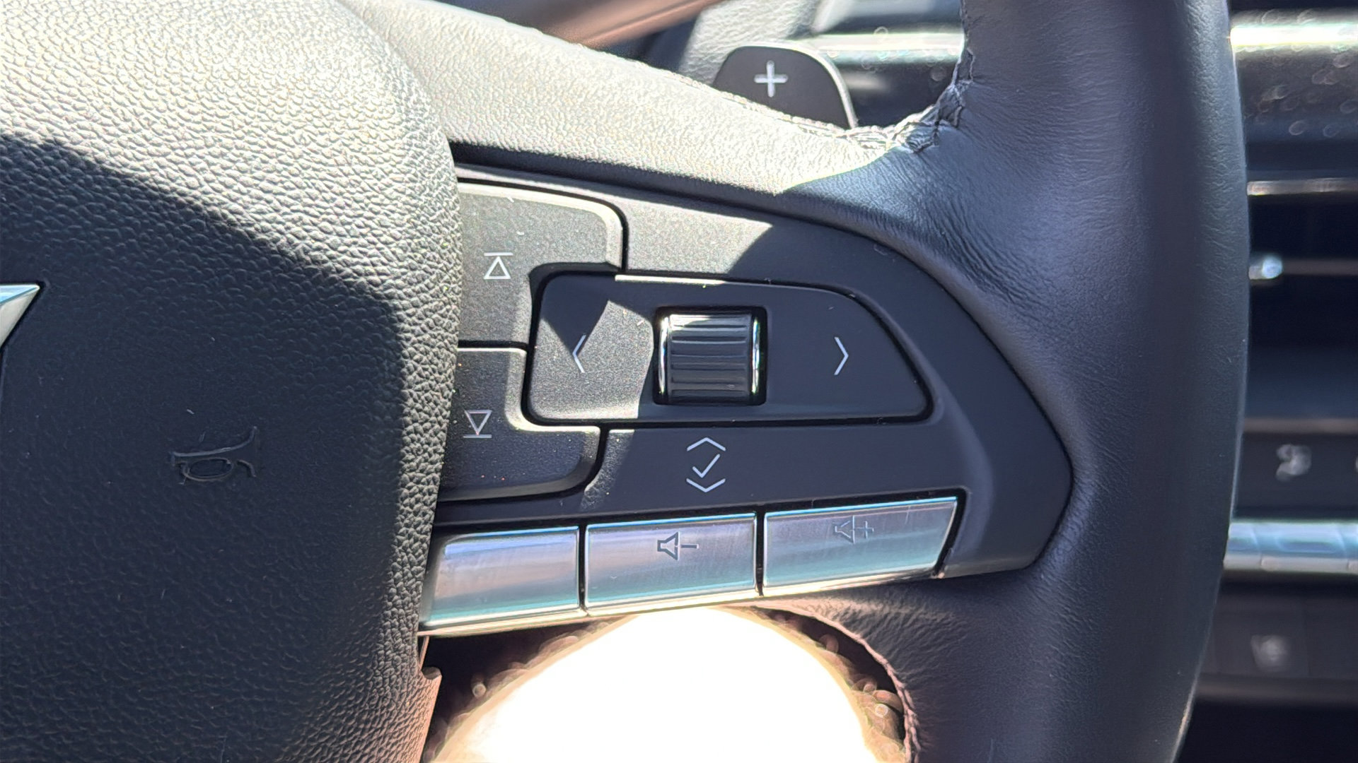 2022 Cadillac CT4 Premium Luxury