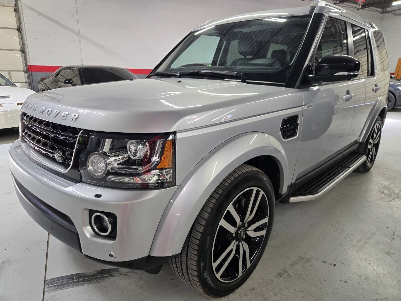 Used 2016 Land Rover LR4 HSE LUX