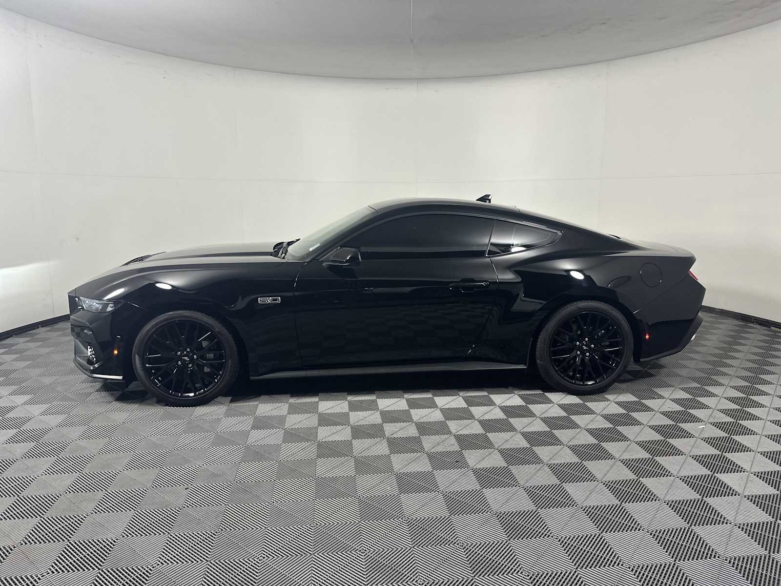 2025 Ford Mustang GT Premium