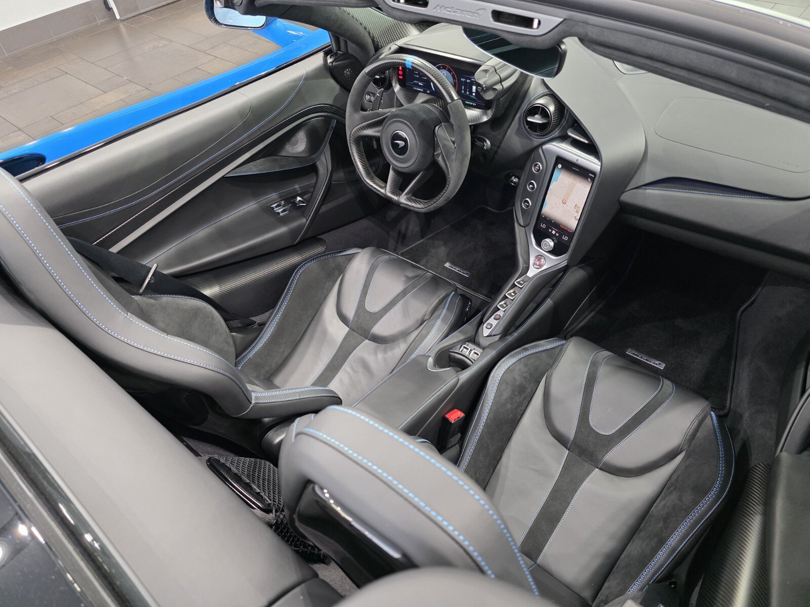 Used 2024 McLaren 750S Spider photo 25