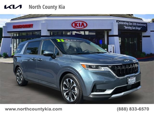 Used 2023 Kia Carnival EX