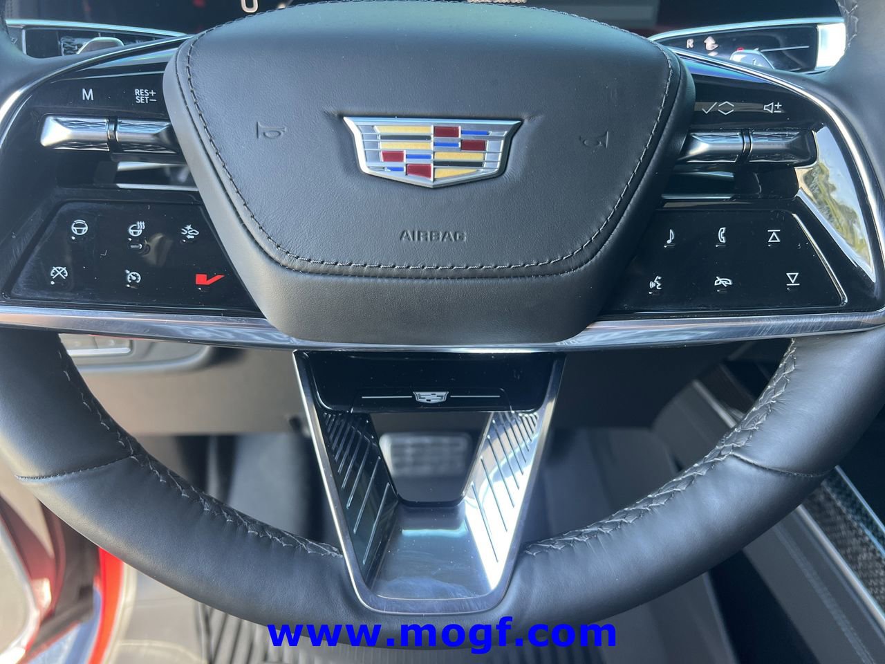 2025 Cadillac Escalade V
