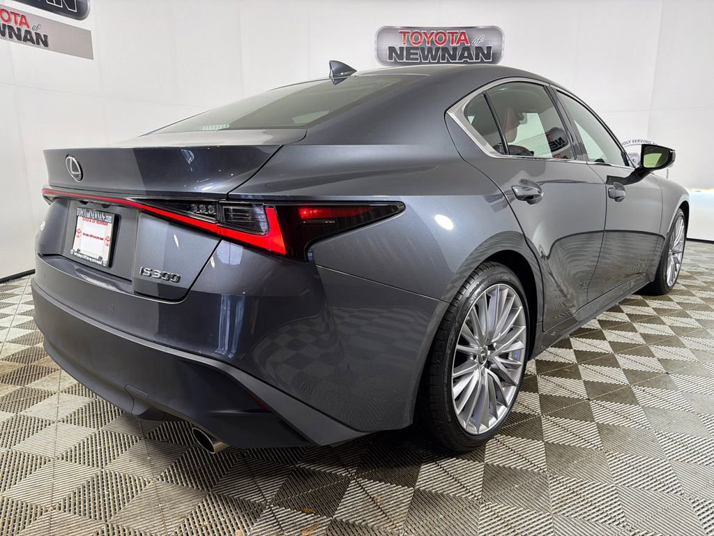 2024 Lexus IS 300
