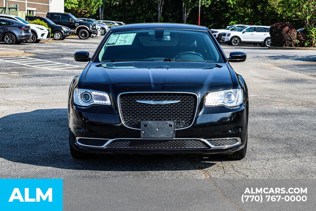 2017 Chrysler 300 Limited