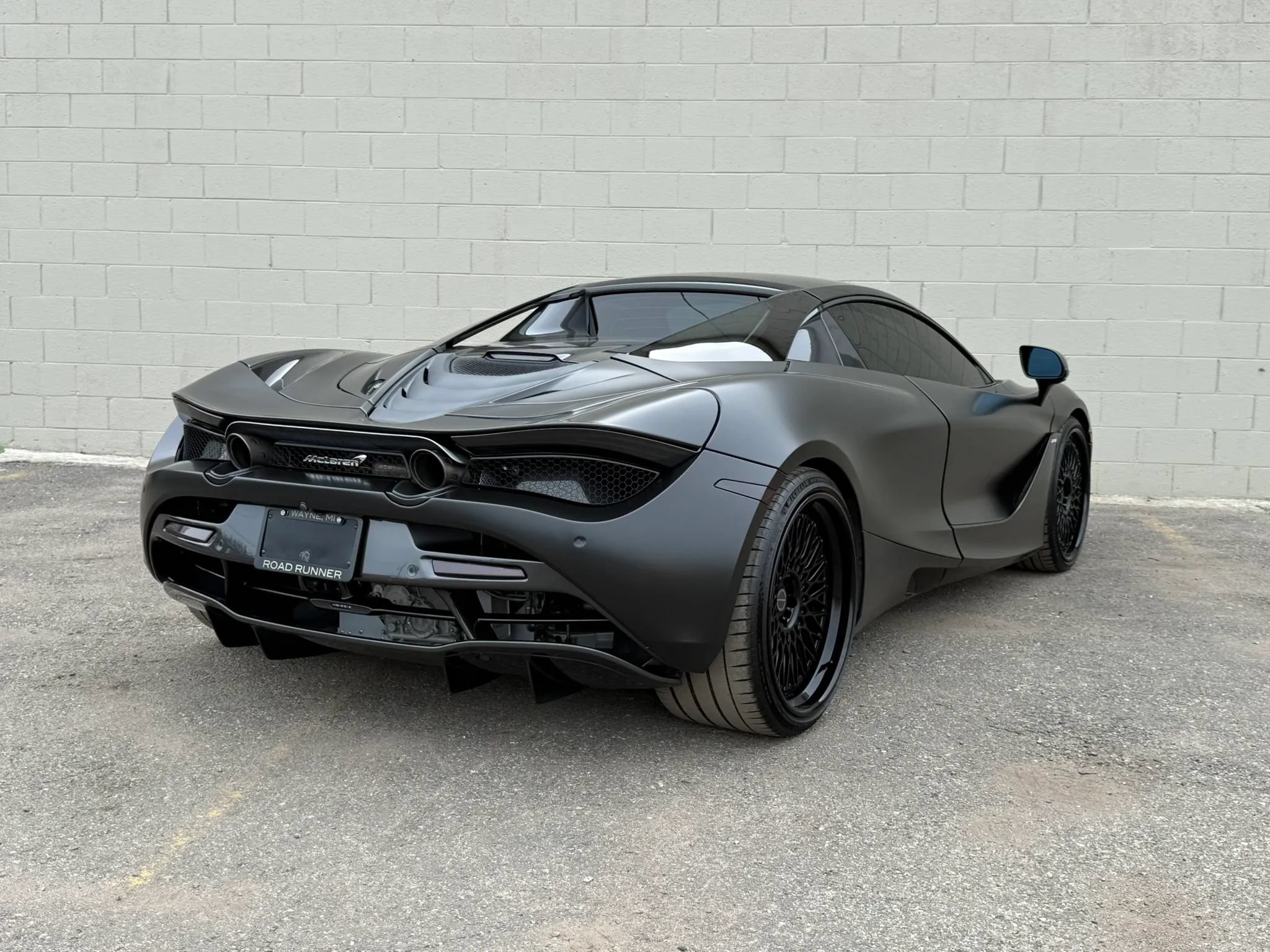 Used 2022 McLaren 720S Performance photo 15