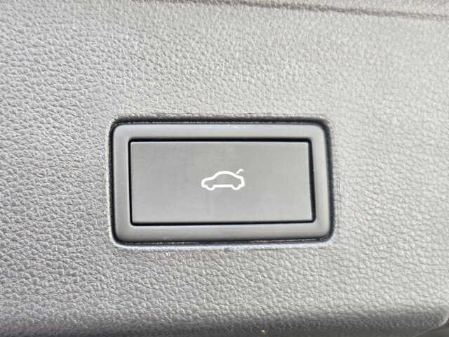 2023 Volkswagen Atlas Cross Sport SEL R-Line