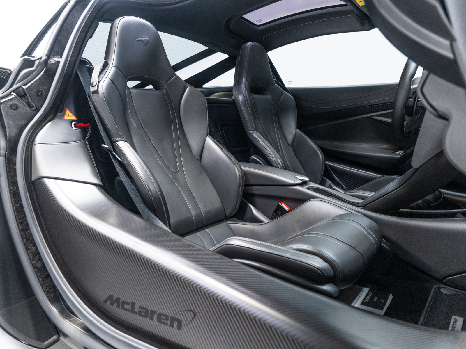 Used 2018 McLaren 720S Luxury photo 90