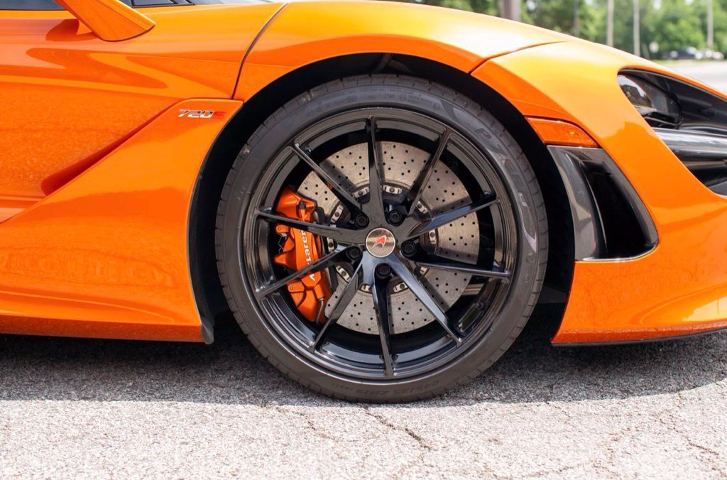 Used 2018 McLaren 720S photo 24