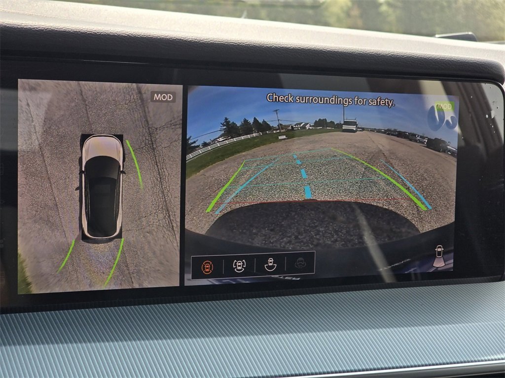 2025 Nissan Murano SL