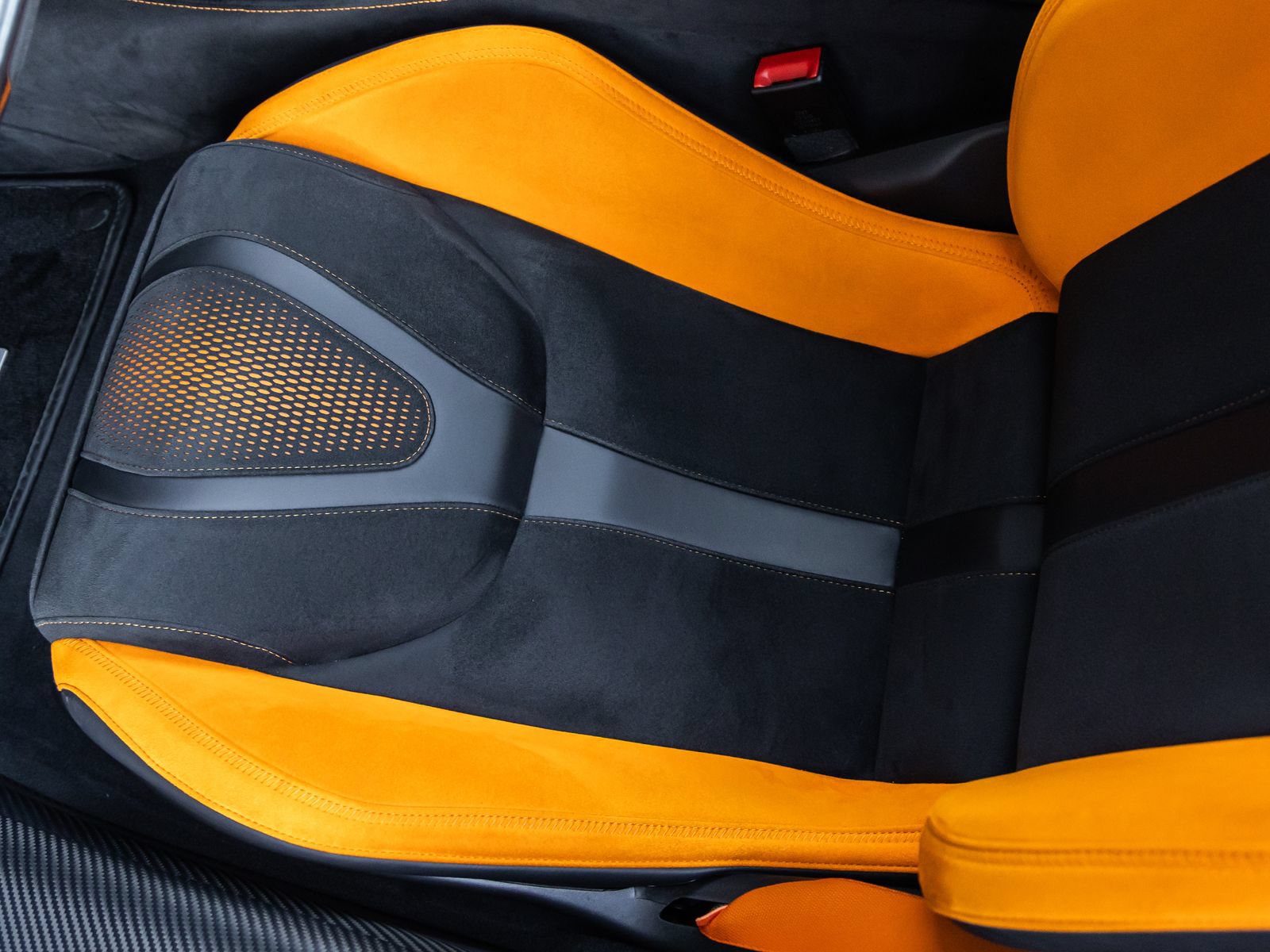 Used 2024 McLaren 750S Spider photo 25