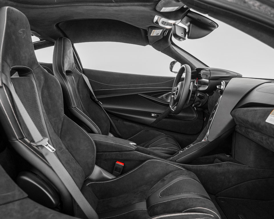 New 2027 McLaren 750S photo 30