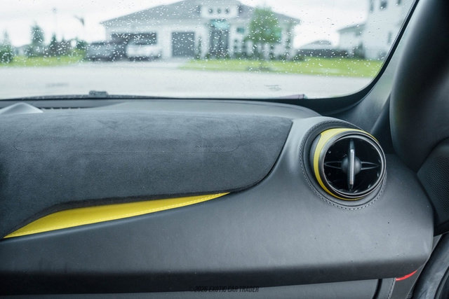 Used 2020 McLaren 720S Performance photo 31