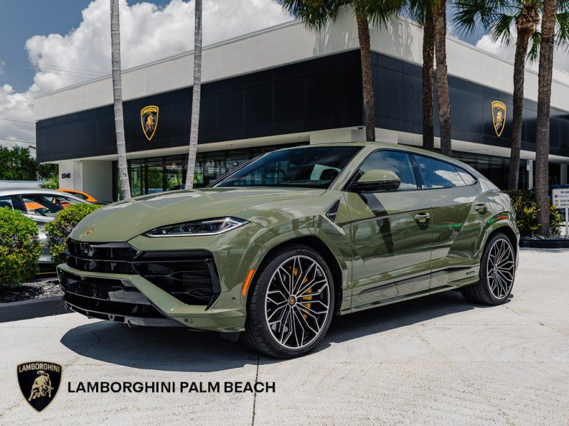 Used 2025 Lamborghini Urus SE