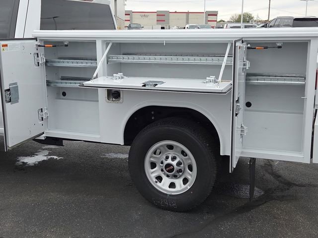 2025 GMC Sierra 3500 Pro