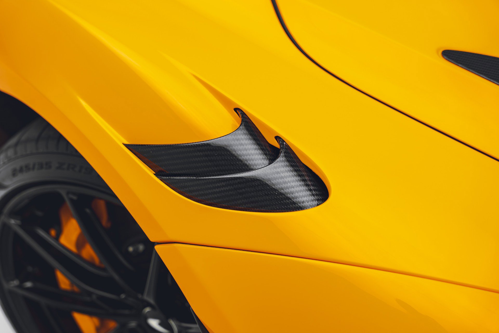 Used 2021 McLaren 765LT photo 34