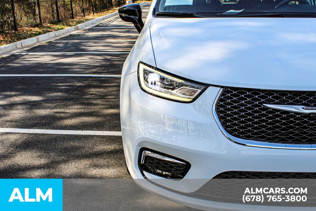 2024 Chrysler Pacifica Touring-L