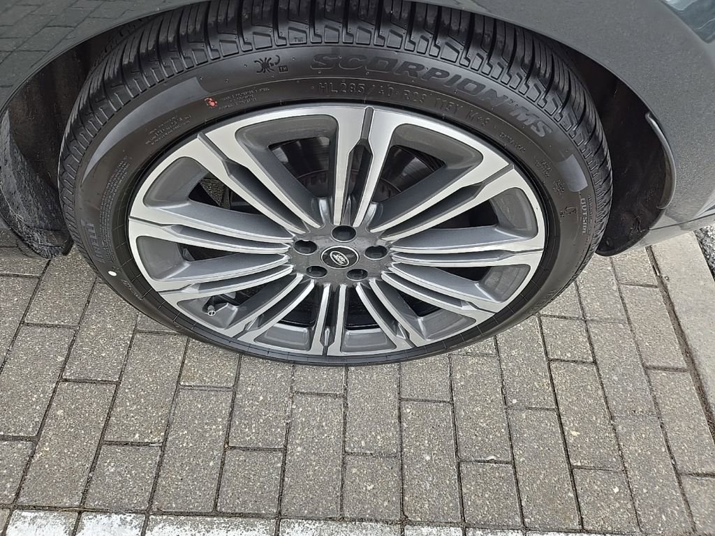 2023 Land Rover Range Rover SE