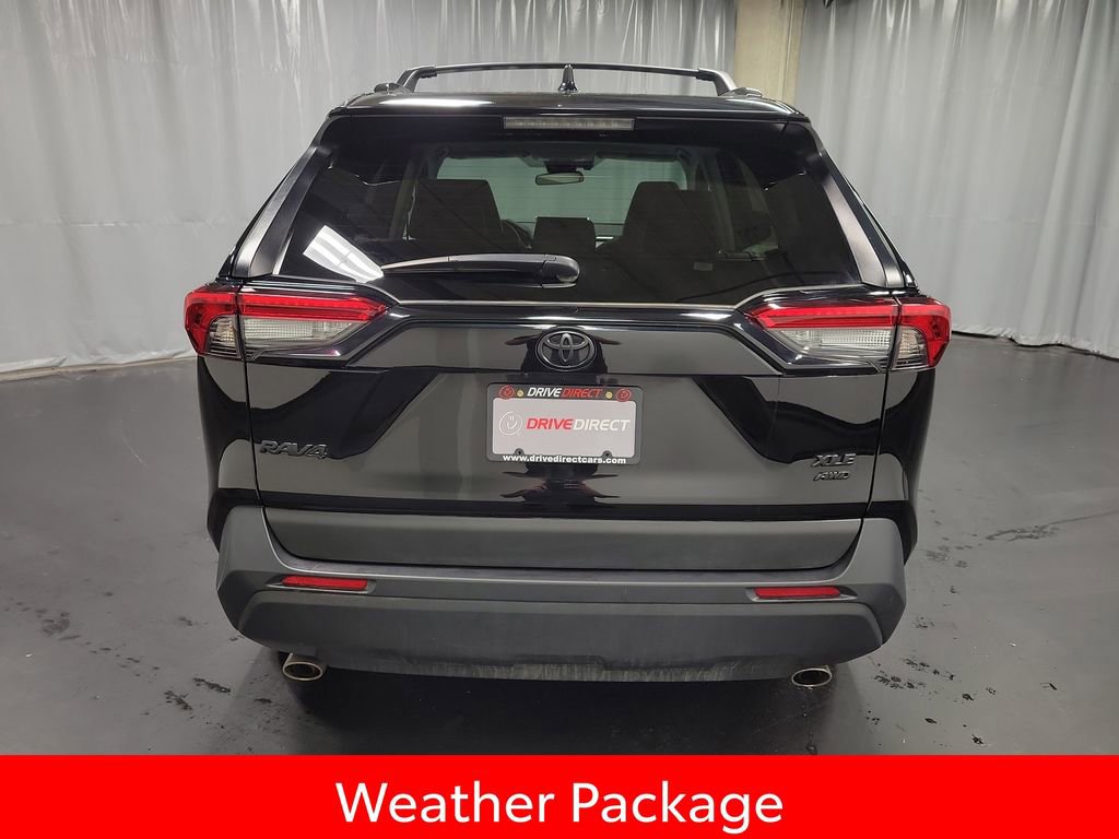 2025 Toyota Rav4 XLE Premium