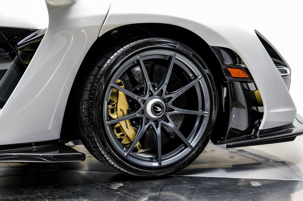 Used 2019 McLaren Senna photo 52