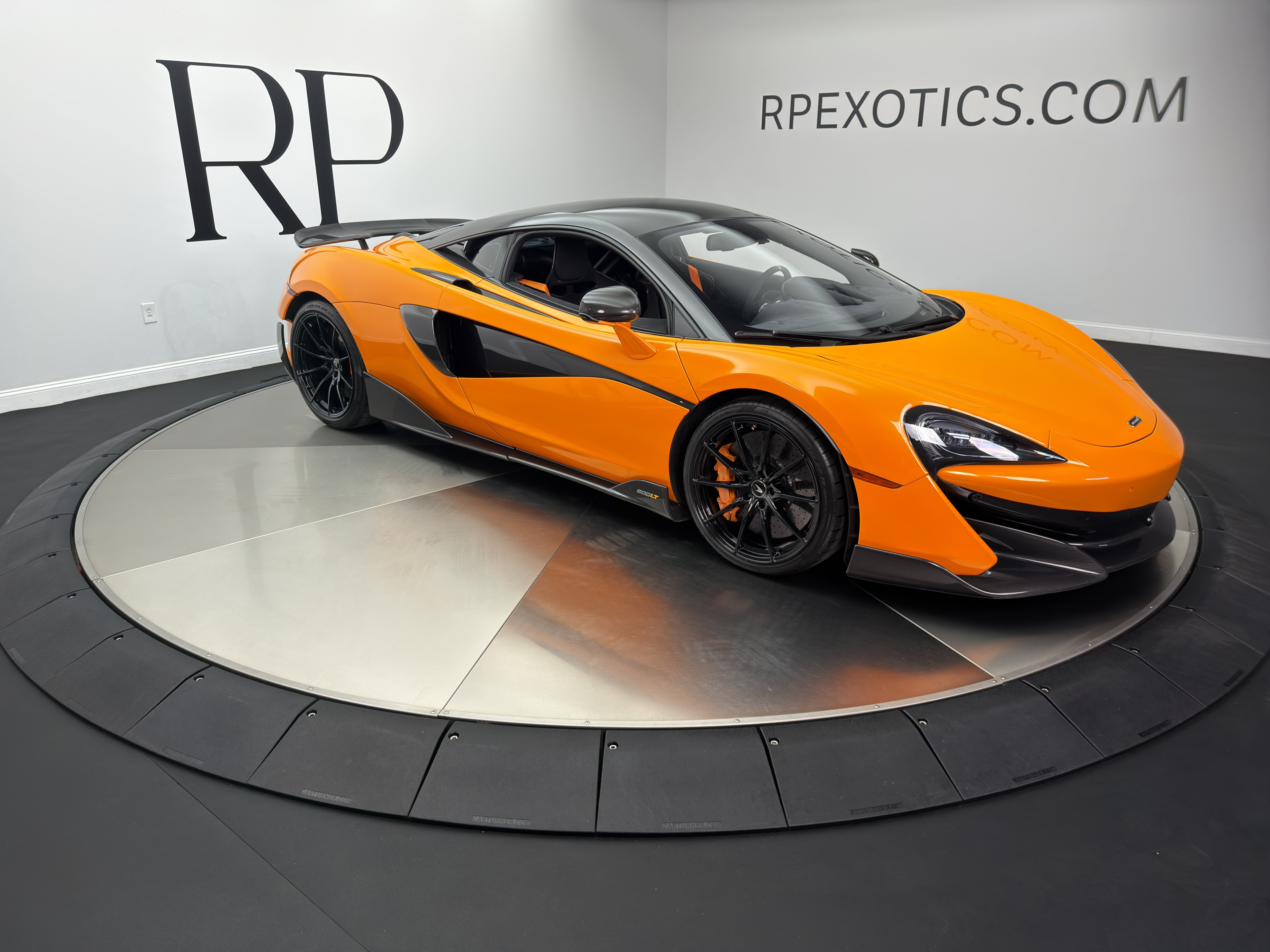 Used 2019 McLaren 600LT photo 8