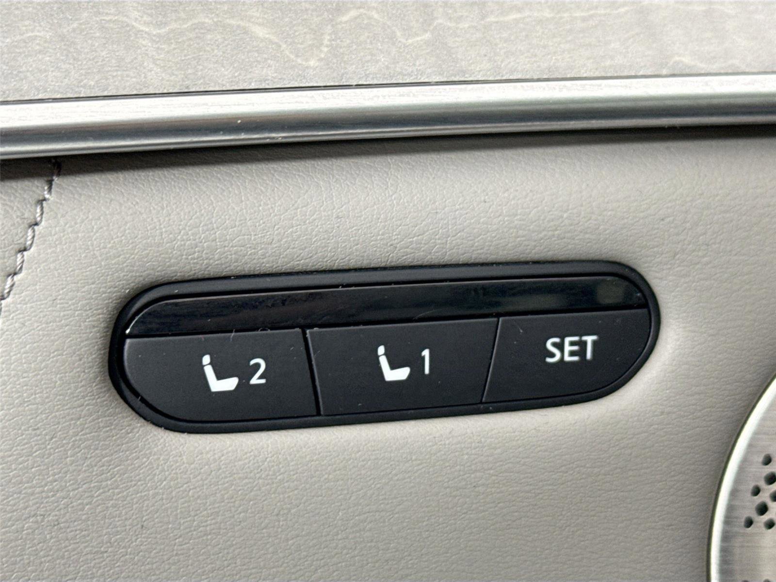 2023 INFINITI Qx50 Sensory