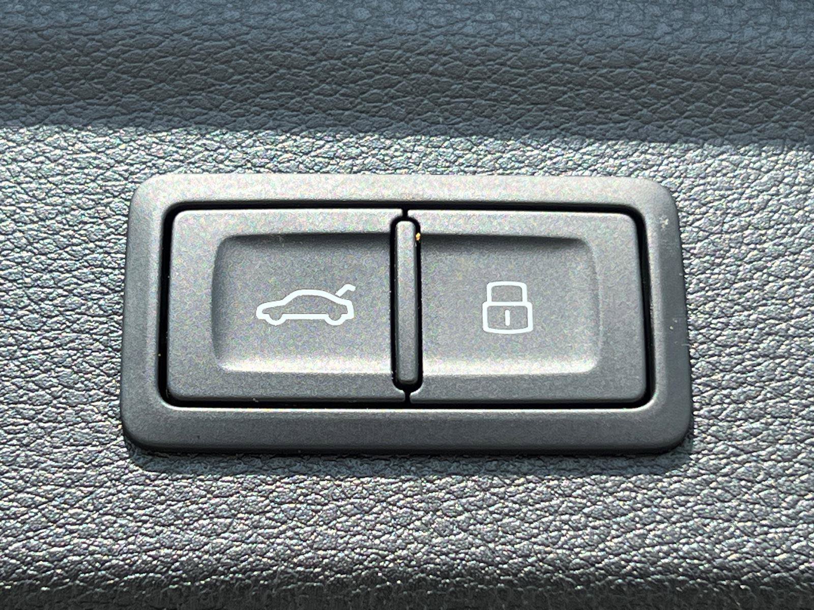 2024 Audi Q3 2.0T Premium