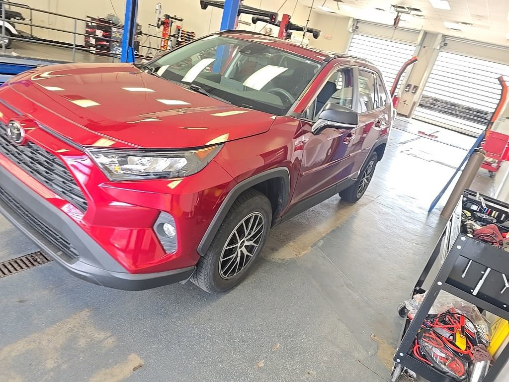 2020 Toyota Rav4 LE