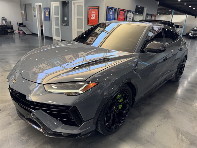 Used 2024 Lamborghini Urus Performante