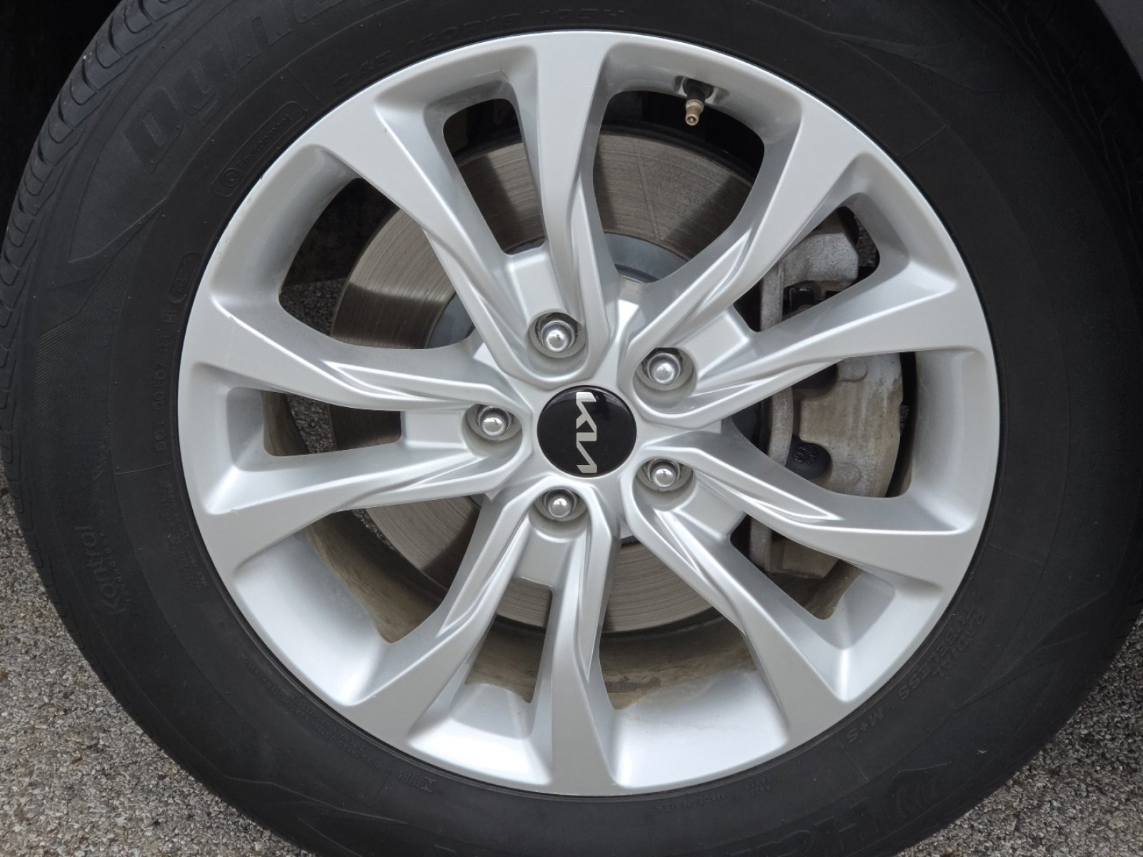 2022 Kia Telluride LX