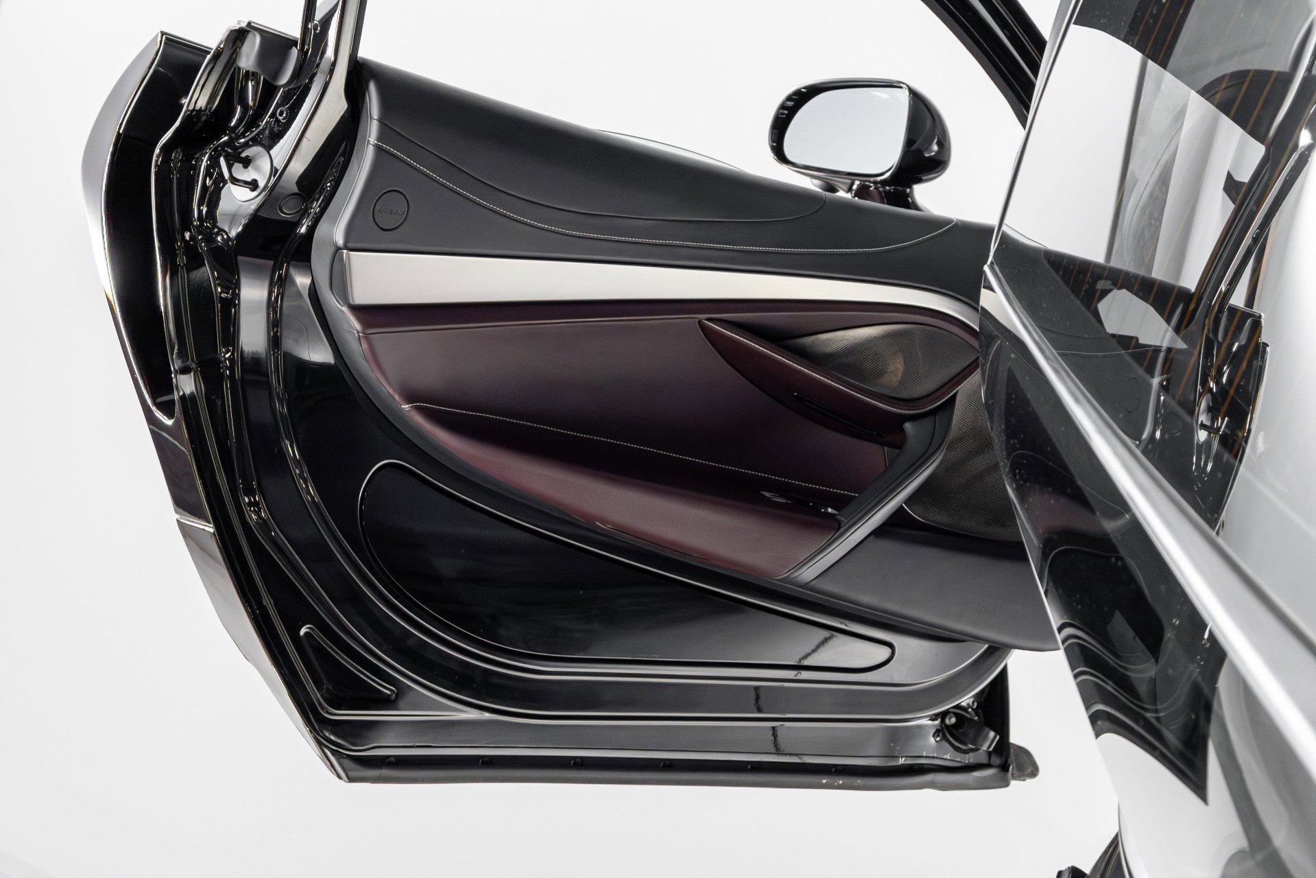 Used 2018 McLaren 720S Performance photo 50