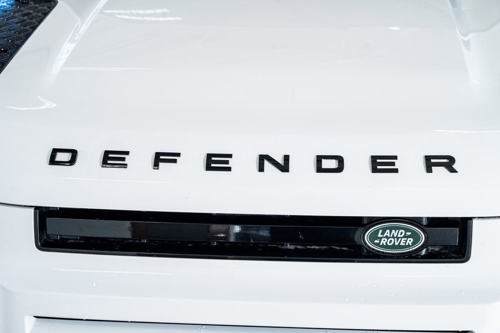 2023 Land Rover Defender 110 X-Dynamic SE