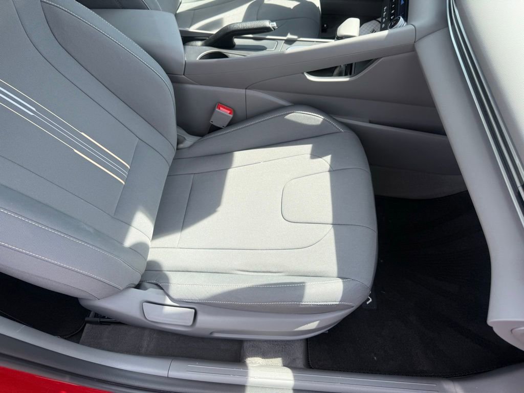 2025 Hyundai Elantra Sport