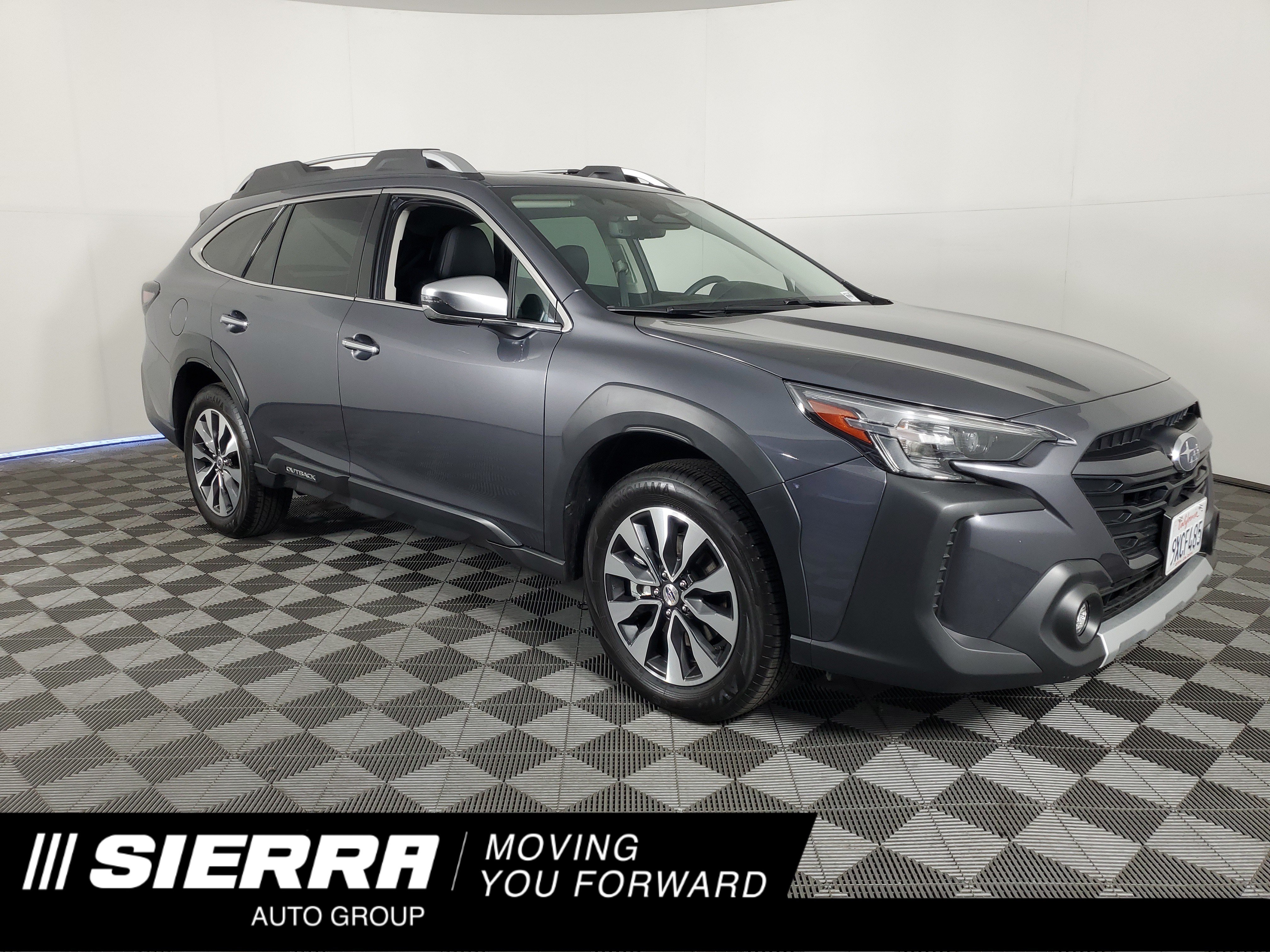 Used 2025 Subaru Outback Touring w/ Tech Package 2