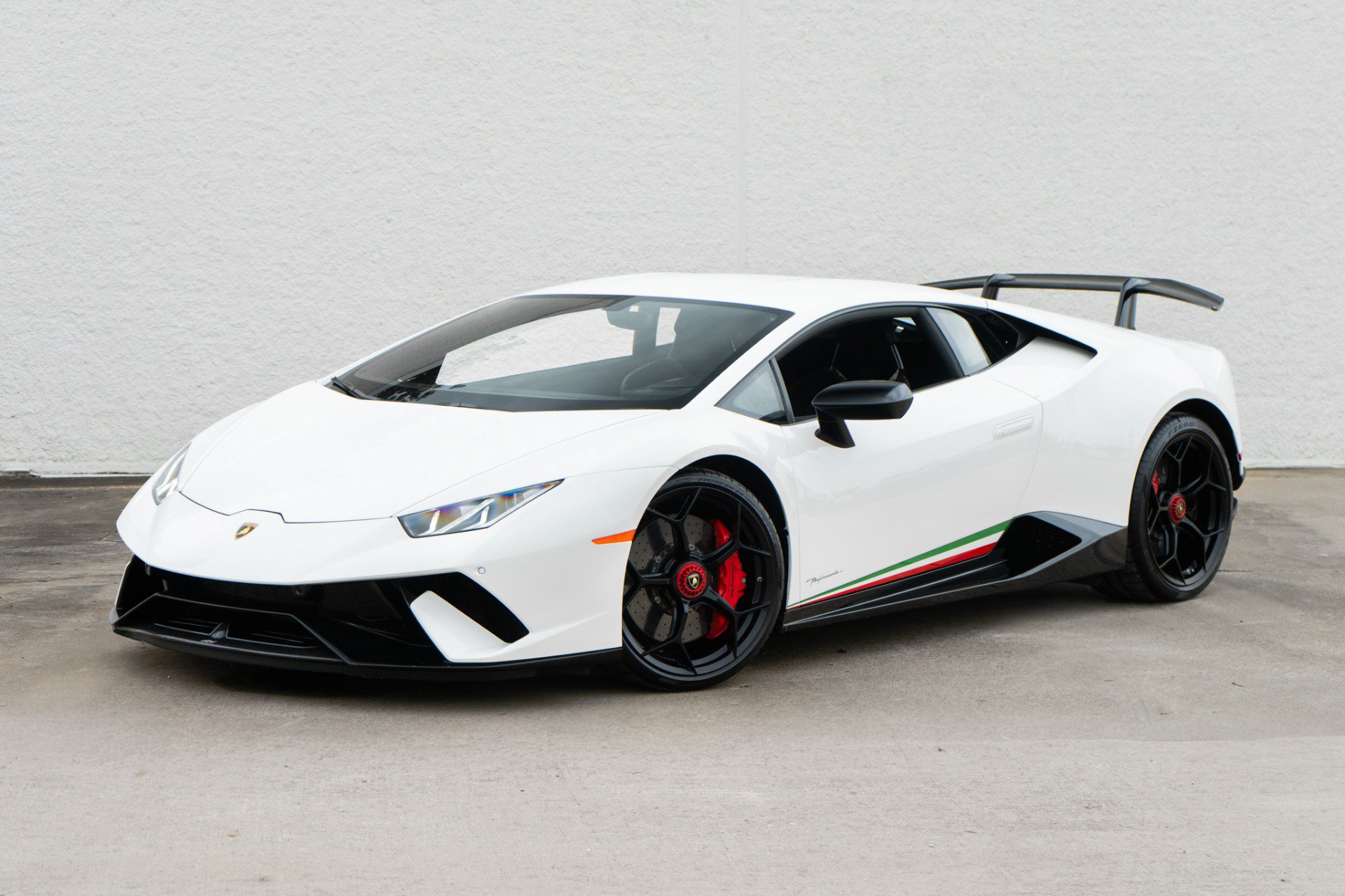 Used 2018 Lamborghini Huracan Performante