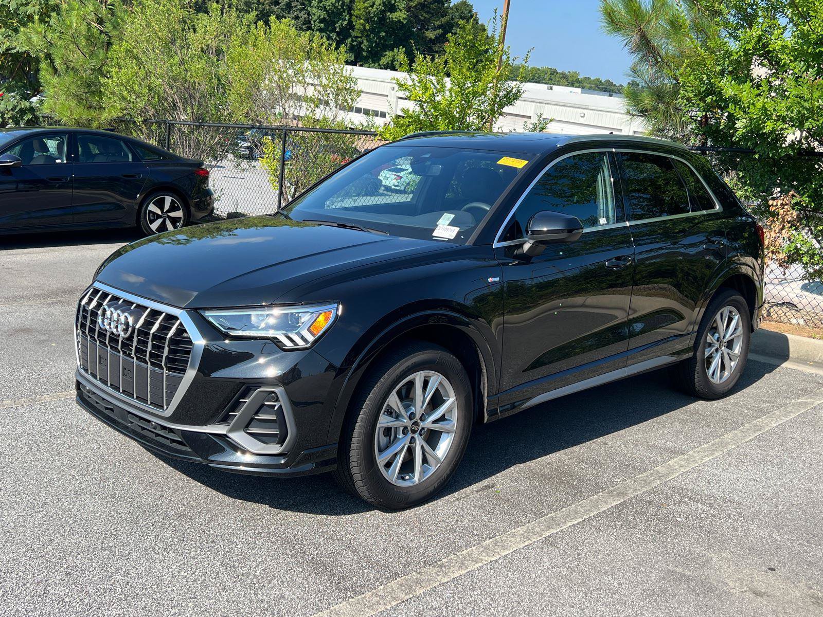 Used 2025 Audi Q3 2.0T Premium w/ Convenience Package