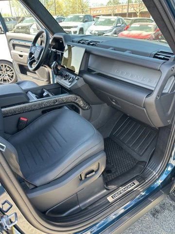 2026 Land Rover Defender 110