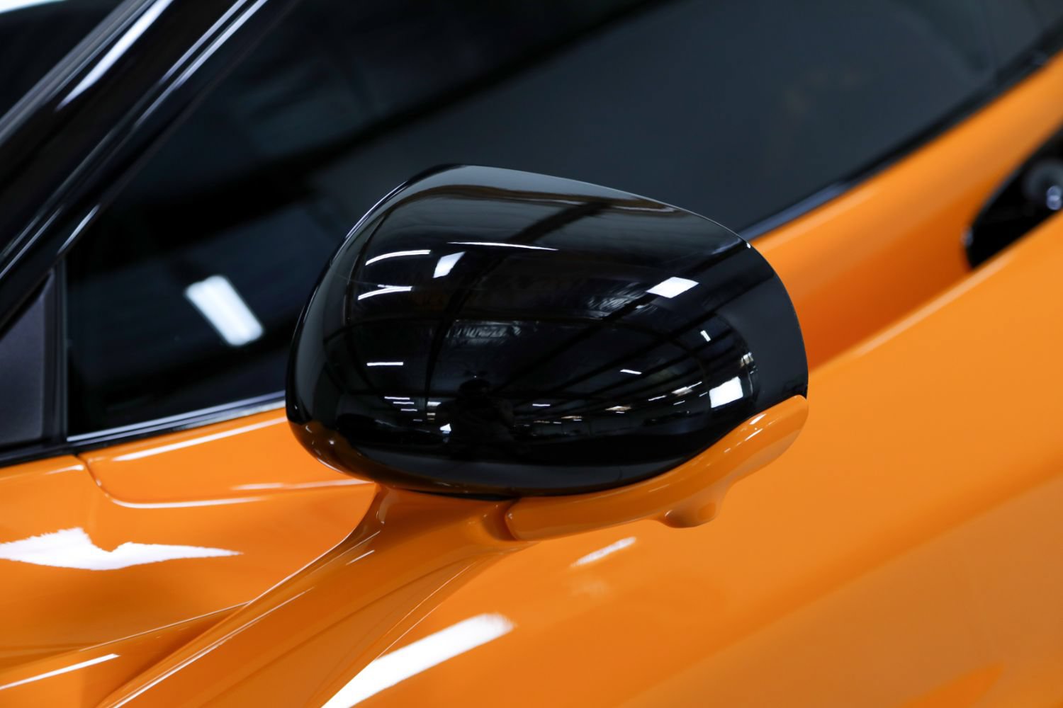 Used 2026 McLaren 750S Spider photo 17