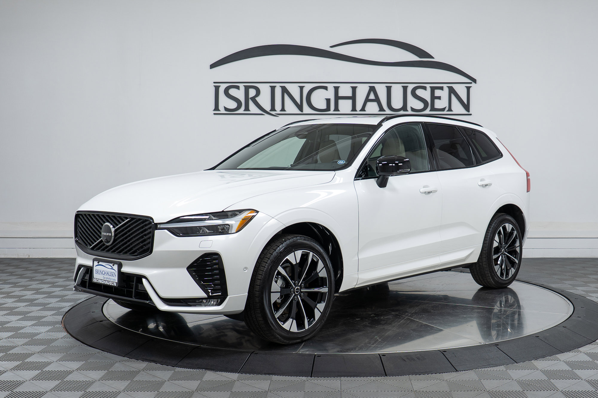 Used 2026 Volvo XC60 B5 Plus w/ Climate Package