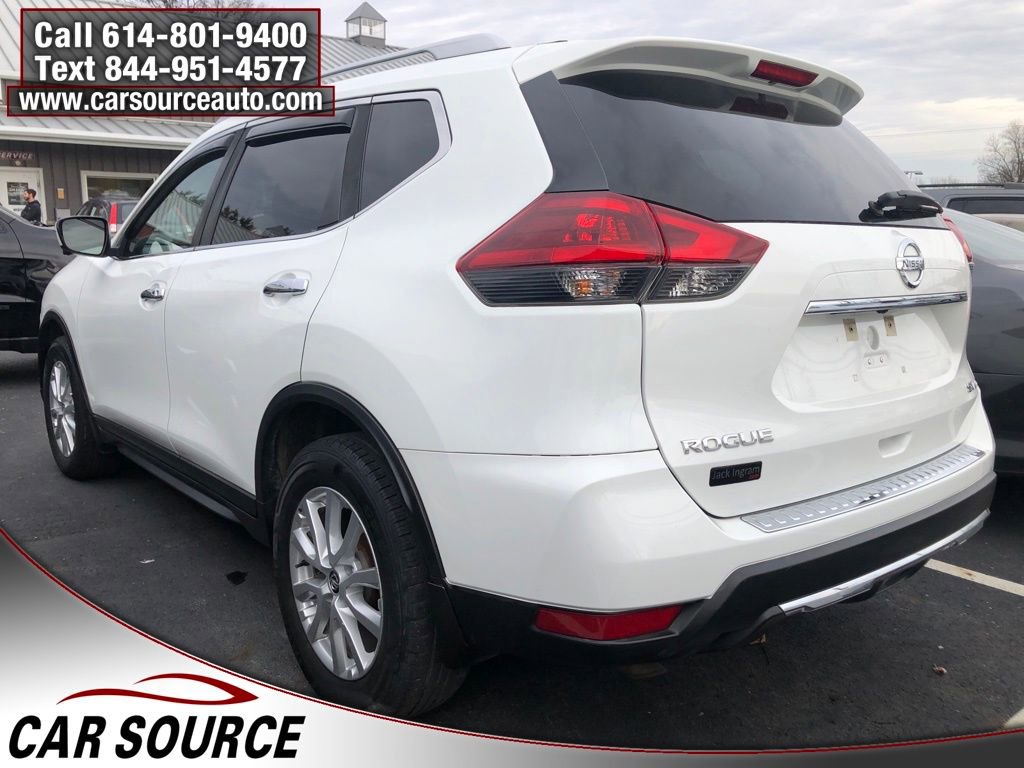 2018 Nissan Rogue SV