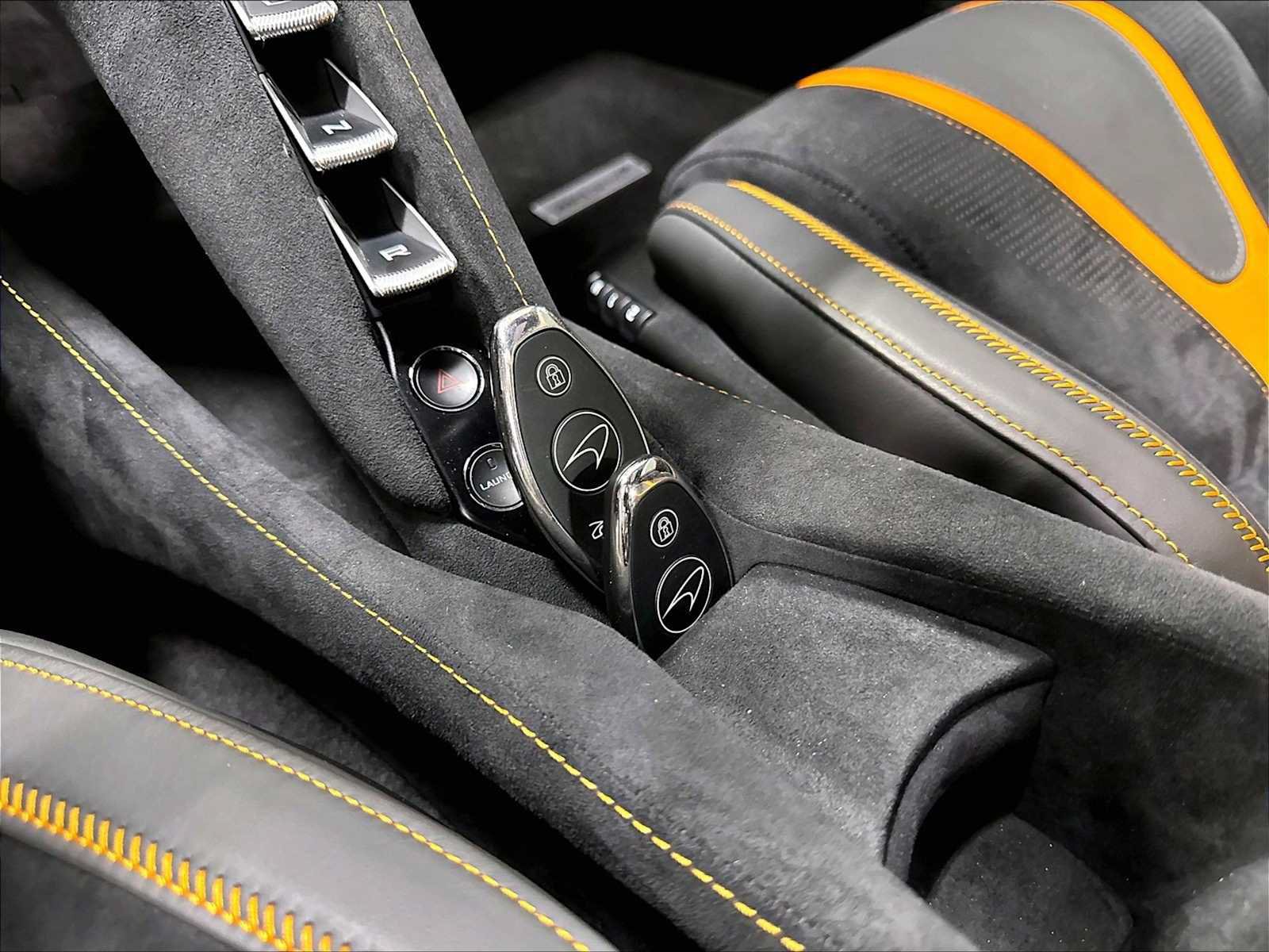 Used 2019 McLaren 720S photo 34