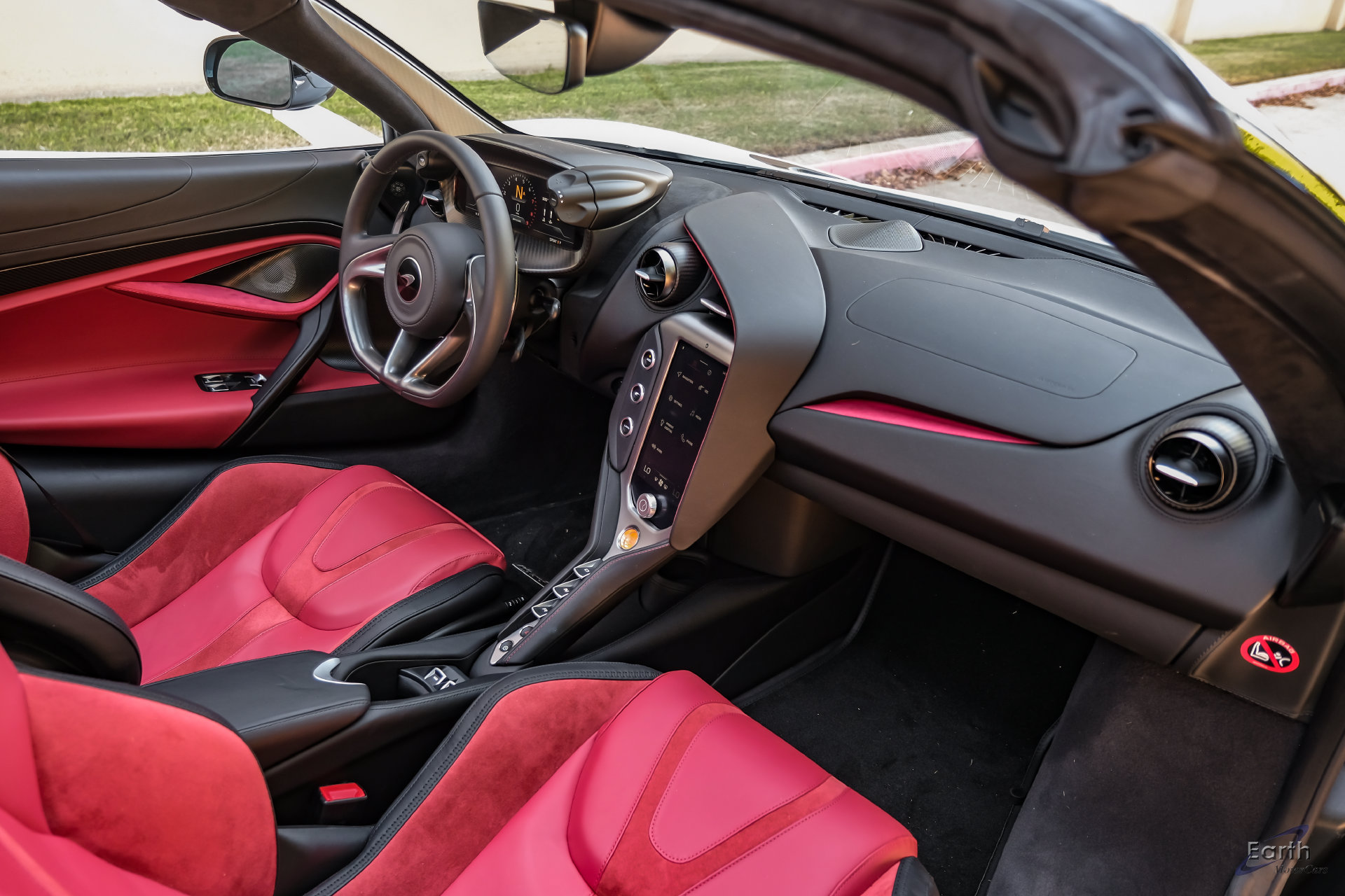 Used 2025 McLaren 750S Spider photo 66