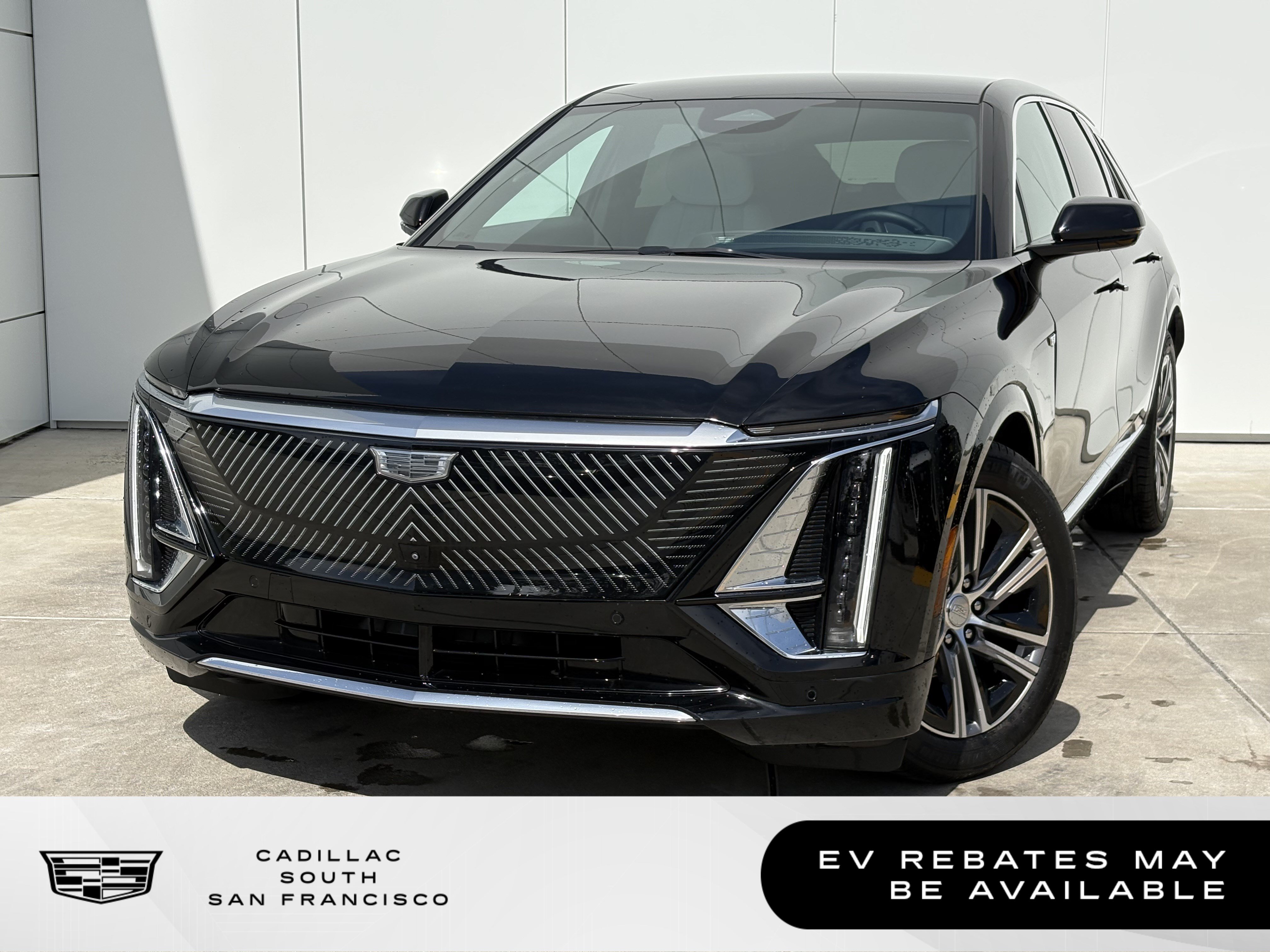 Used 2024 Cadillac Lyriq Luxury w/ LPO, Floor Liner Package